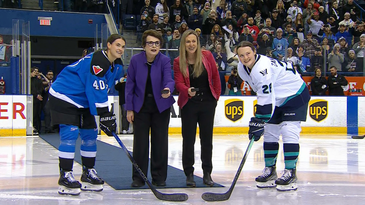 Photo Credit: The Sports Network (TSN)

Billie Jean King and PWHL executive Jayna Hefford drop the inaugural pucks for the women’s hockey Jan. 1 for Toronto’s Blayre Turnbull and New York’s Micah Zandee-Hart.