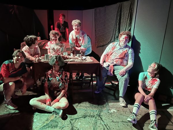 Navigation to Story: Thespians recreate age-old slasher films in haunted house