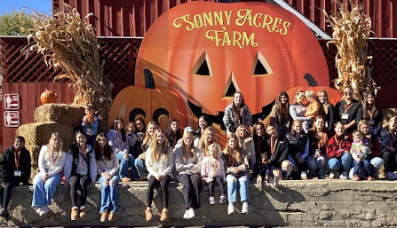 Lancer Preschool teachers and “Little Lancers” attend a field trip to Sonny Acres Farms.